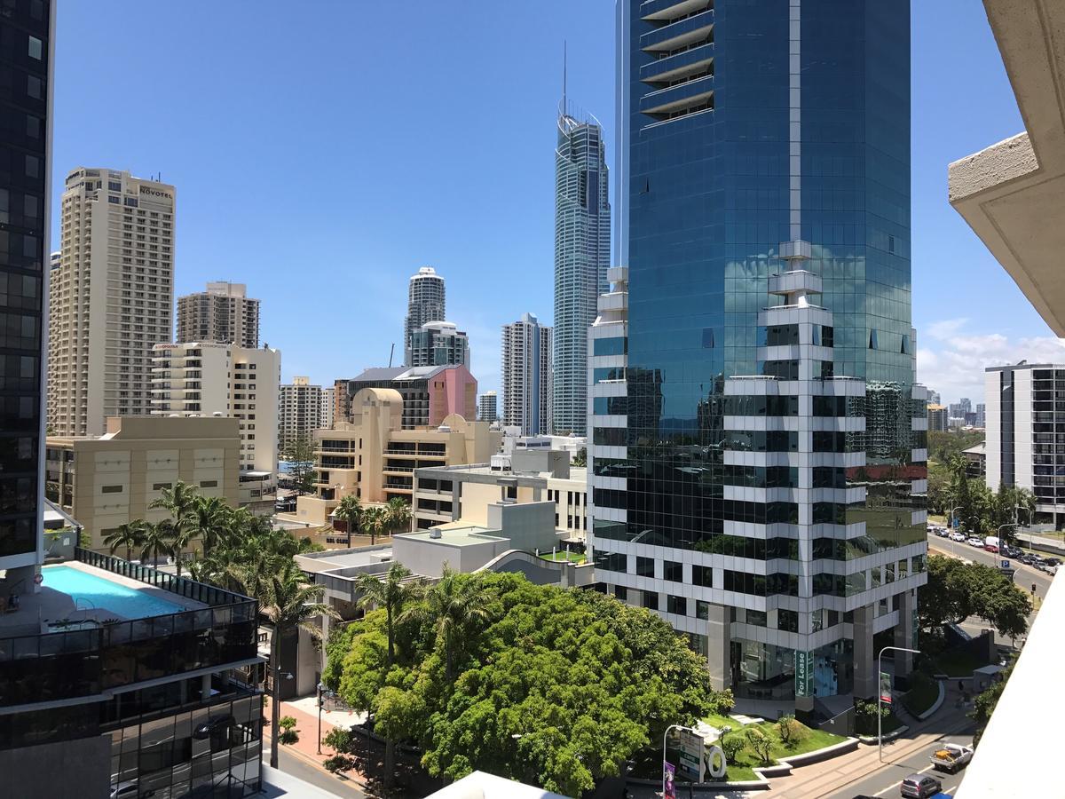 Moorings On Cavill Surfers Paradise Aparthotel Gold Coast Exterior photo