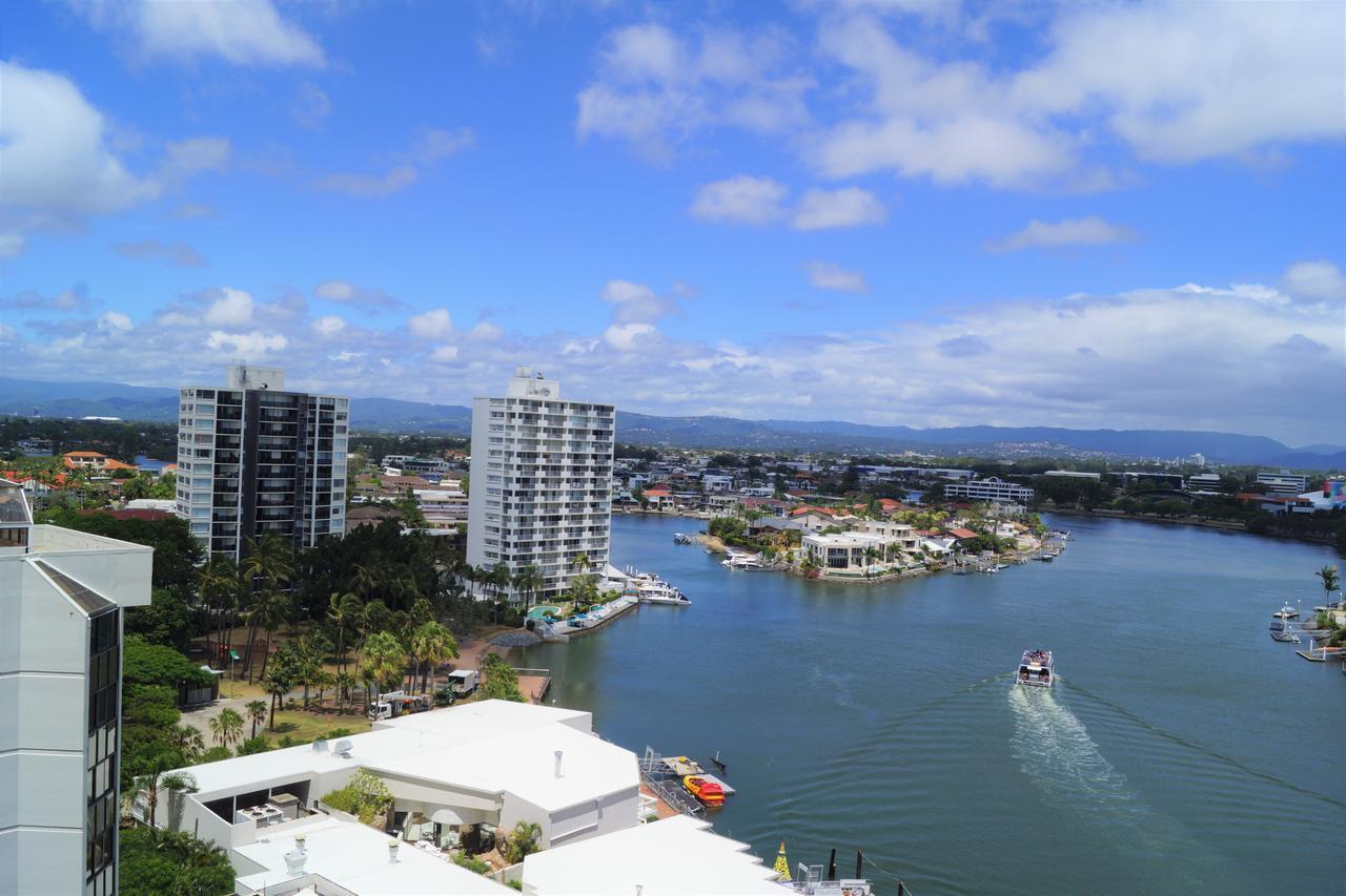 Moorings On Cavill Surfers Paradise Aparthotel Gold Coast Exterior photo